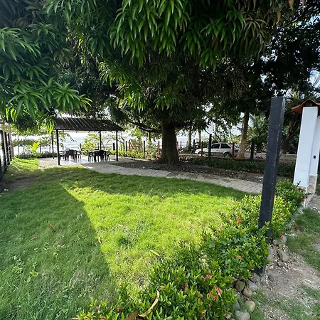 Malibu Beach Punta de Piedra Exterior photo