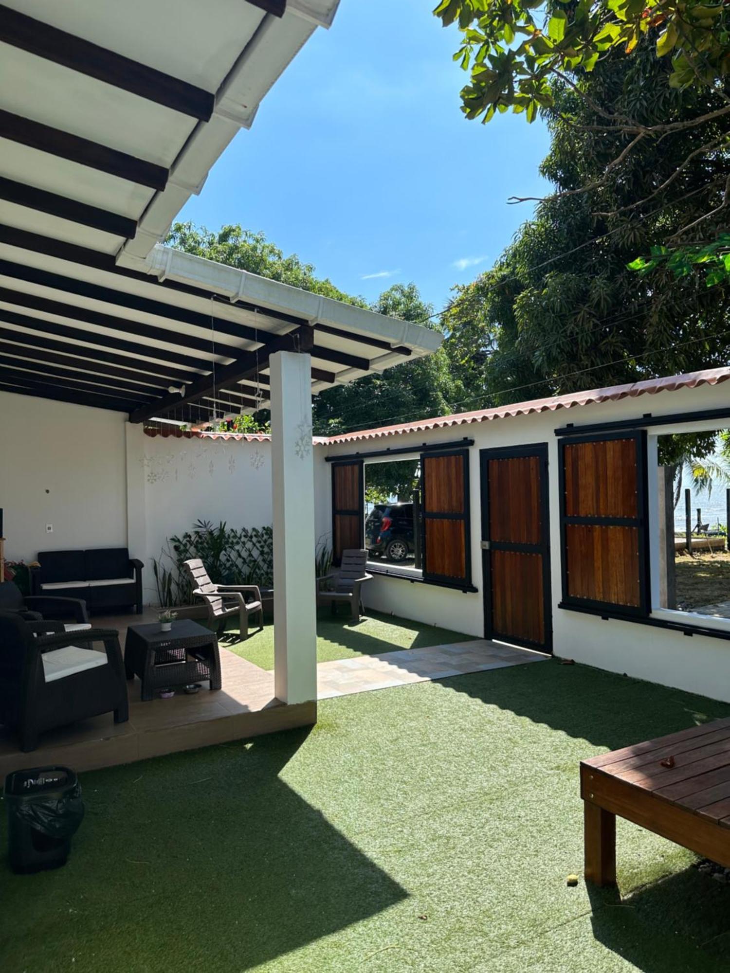 Malibu Villa Punta de Piedra